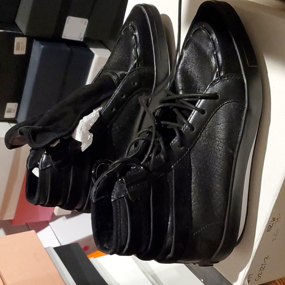 Sz 5.5 Nwob Y-3 high top leather sneakers